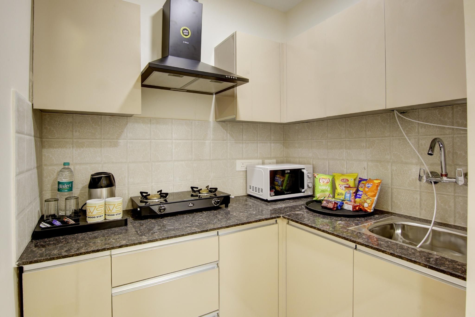 LIME WOOD STAY GOLF COURSE ROAD3