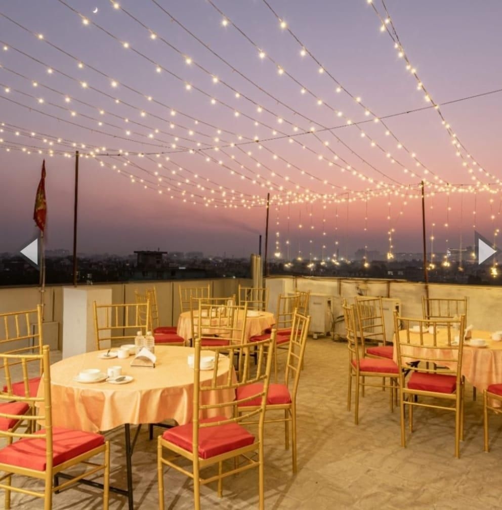 Saavi Hotel Sector 102
