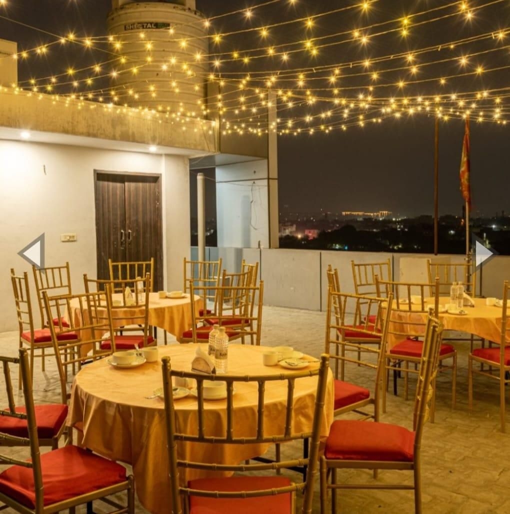 Saavi Hotel Sector 101