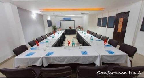 Skylark Hotel by Gabrian Hotels1