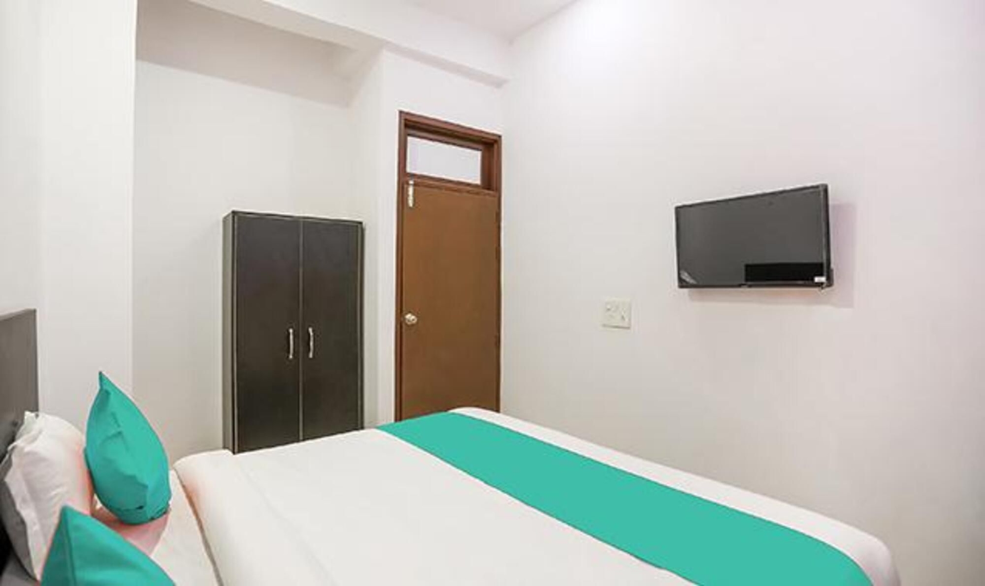 แฟบโฮเทล โคโค่ ทรี (FabHotel Coco Tree)3