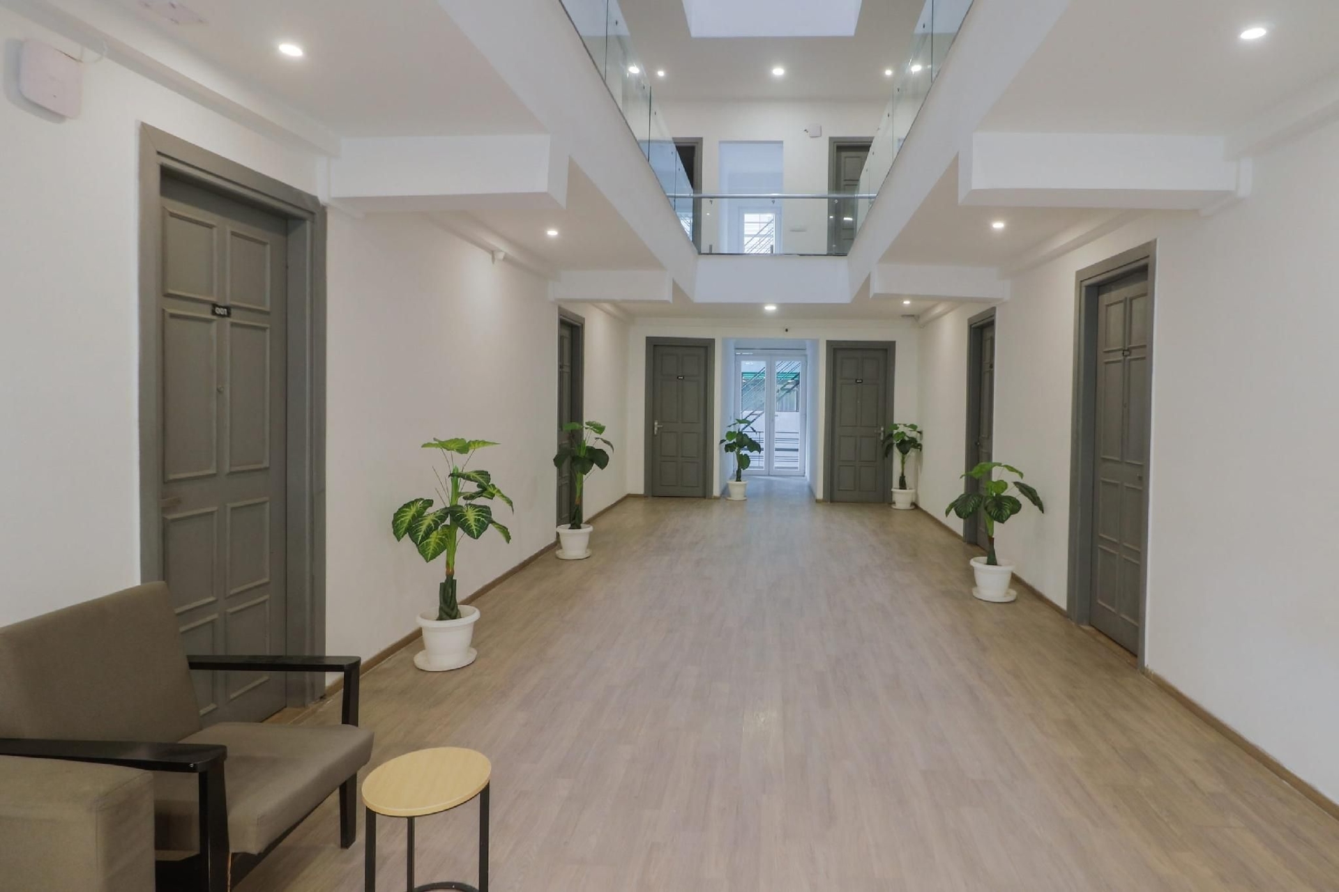 ทาวน์เฮาส์ โฮเทล ฟลอร่า ไลท์ (Townhouse Hotel Flora Lite)3