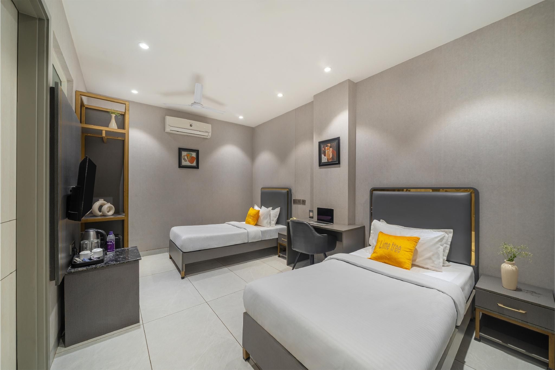 Lime Tree Hotel & Stays Greater Noida Nearby India Expo Centre & Mart2