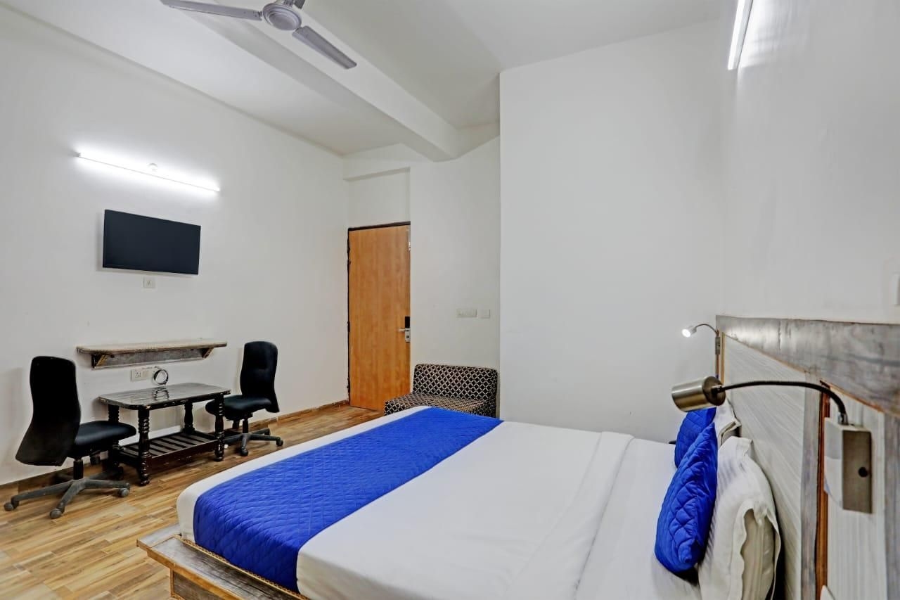 Greater Noida Stay3