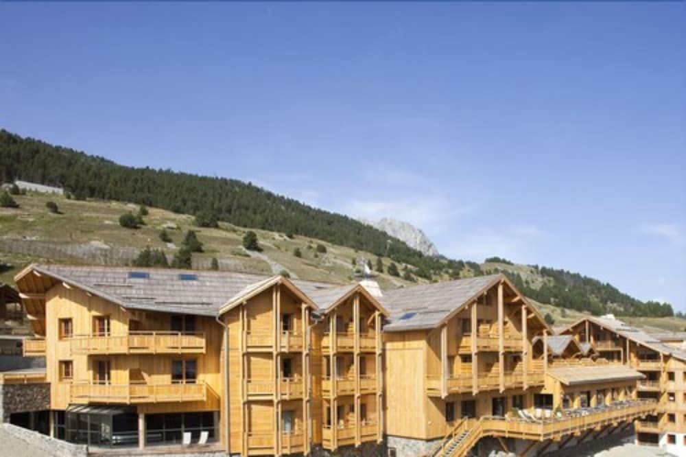 Anova Hotel & Spa2