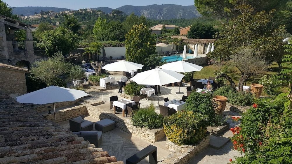 Hostellerie Le Roy Soleil1