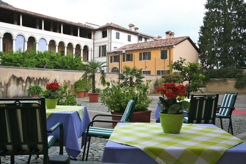 Hotel Dei Chiostri0