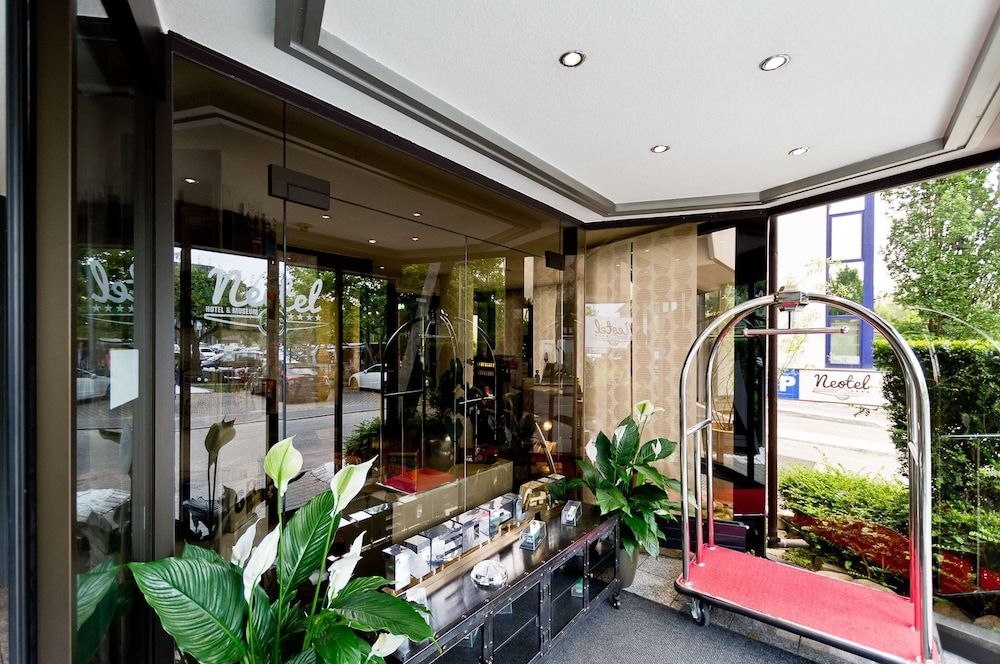 Hotel Neotel Stuttgart Garni3