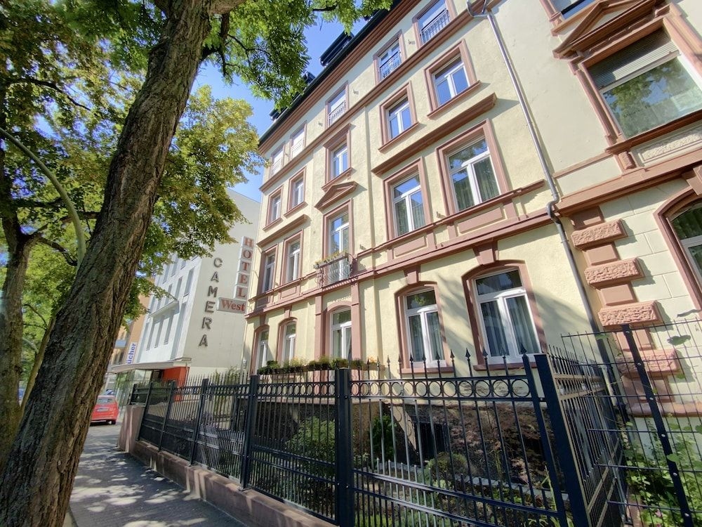 West An Der Bockenheimer Warte1