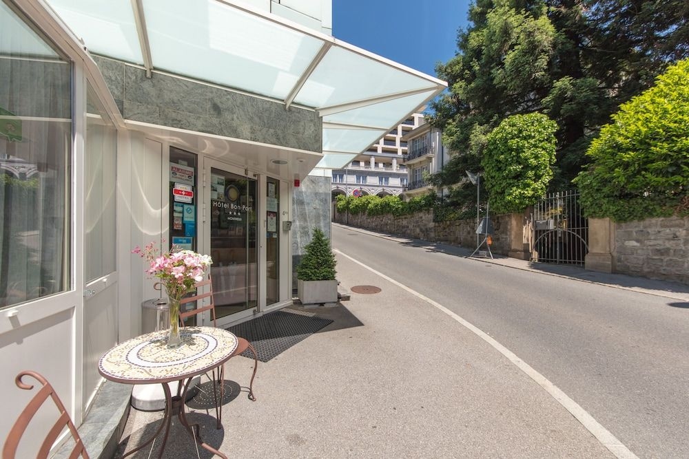 Hotel Bon Port3