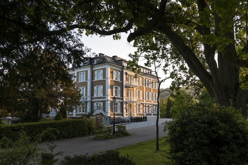 Parkhotel Eckerlin3