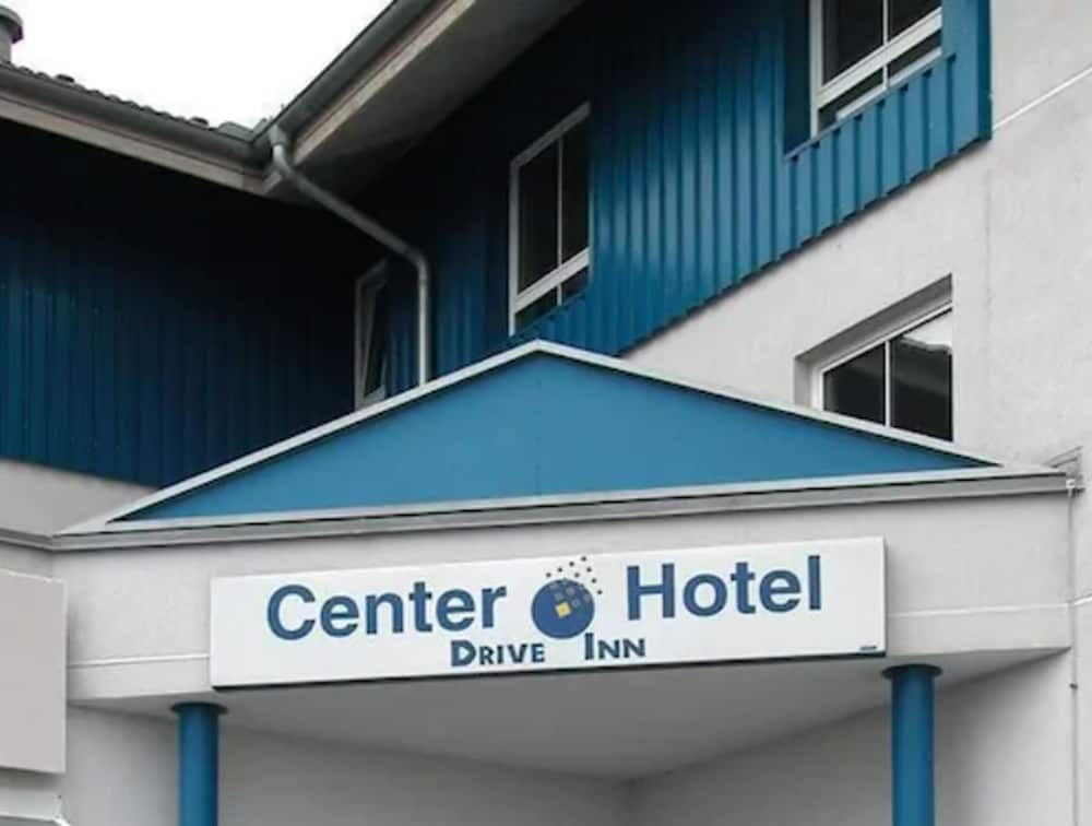 Center Hotel Drive Inn1