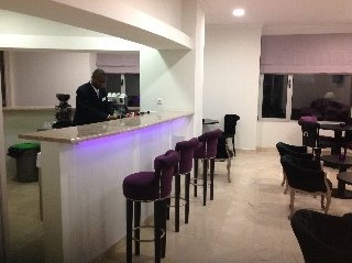 Luna Hotel Zombo3