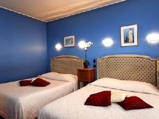 Hotel Blackston Opera0
