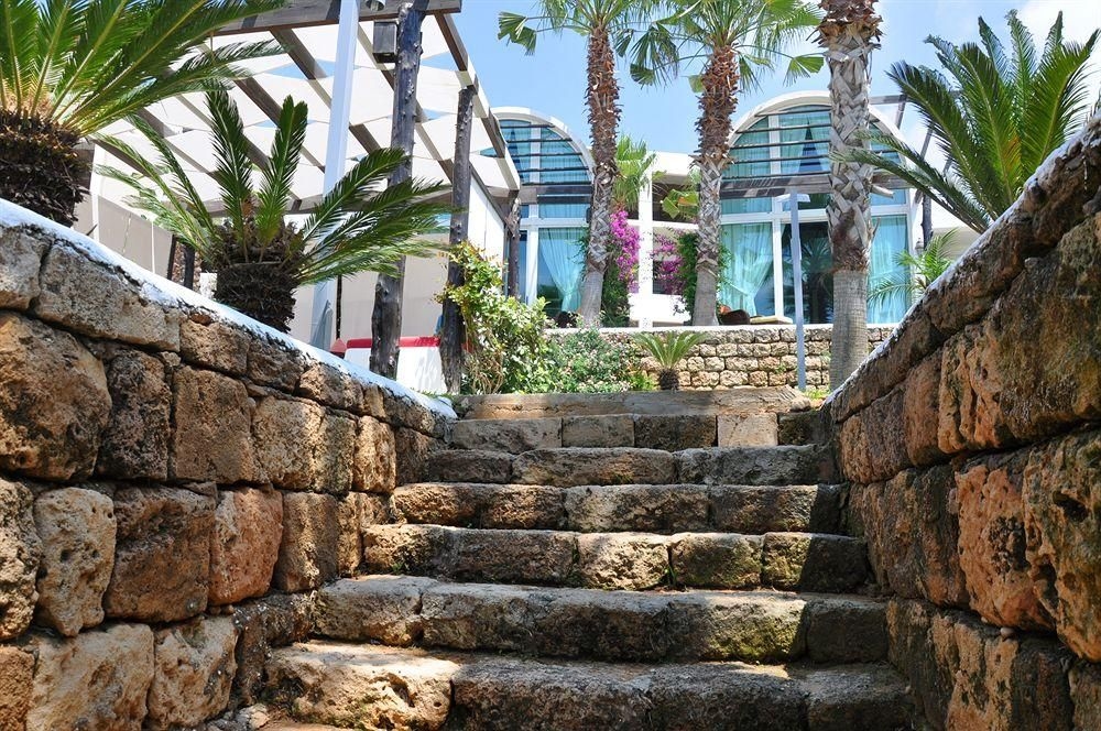 Pangea Beach Resort2