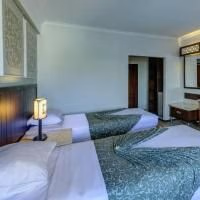 Maharani Beach Hotel1