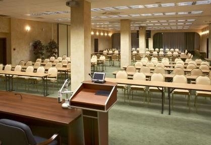 Congress Hotel Forum0