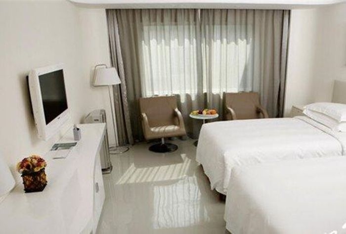 Parkview O. City Hotel3