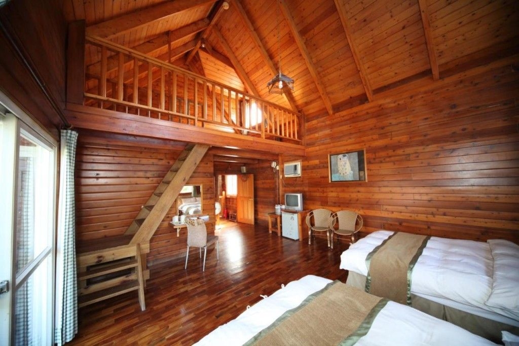 Crystal Resort3