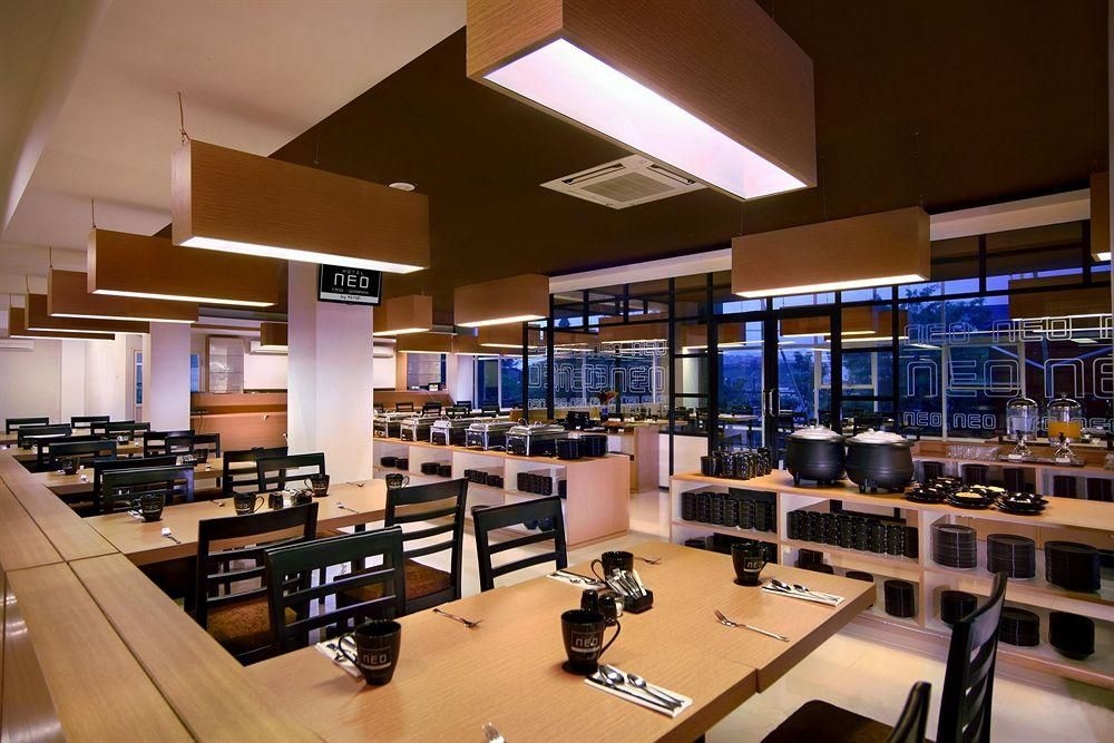 Hotel Neo Candi Simpang Lima - Semarang by Aston3