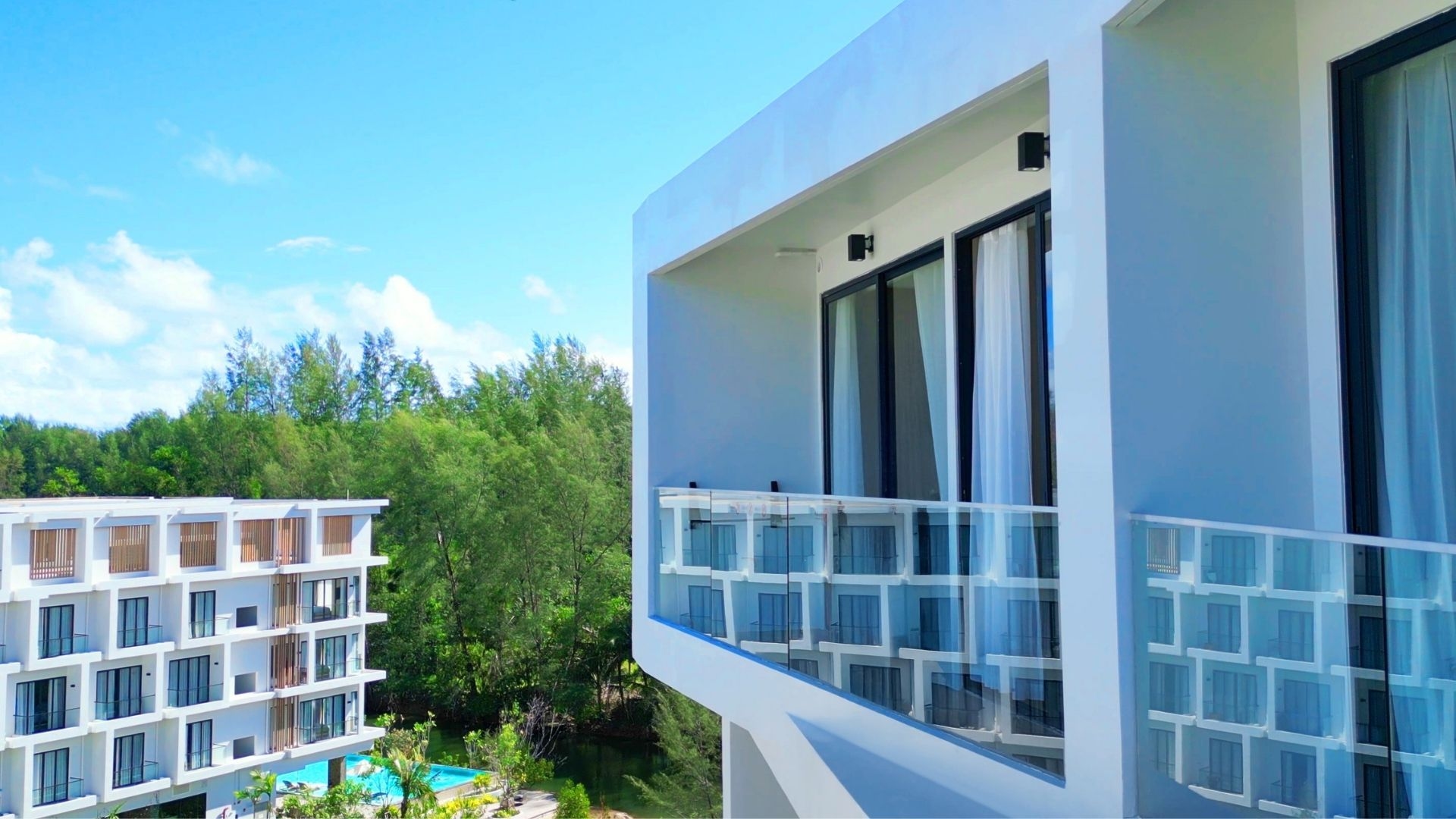 Laya Suites and Residences3