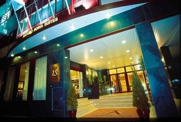 Arturo Soria Suites1