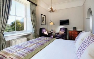 Macdonald Leeming House4