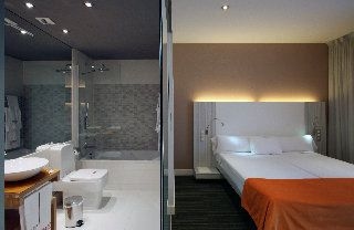 Petit Palace Embassy4