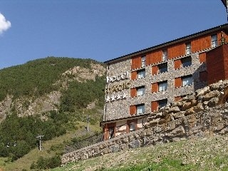 Magic Canillo Apartments3