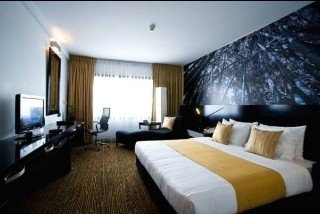 Cinnamon Lake side Hotel3