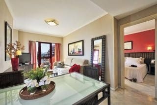 Holiday Palace0