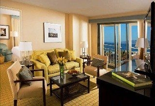 Loews Santa Monica Beach4