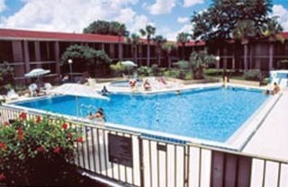 Days Inn Orlando Maingate to Universal1