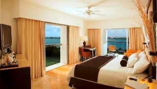 Le Blanc Spa Resort2