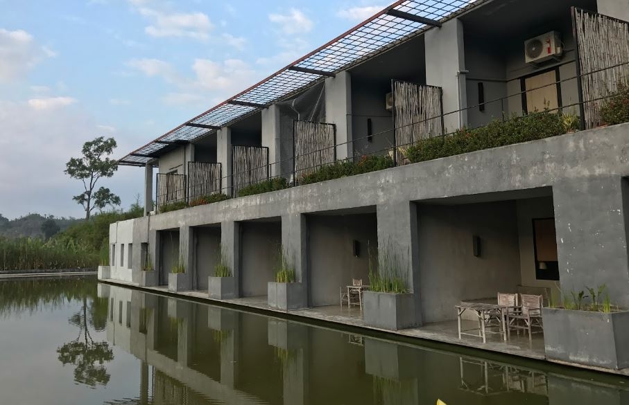 โรงแรมอวตาร มิราเคิลส์ (Avartarn Miracles Hotel)0