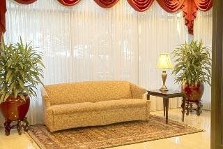 Holiday Inn Georgetown1