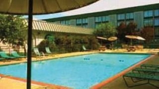Memphis Airport Hotel4