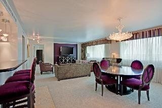 Crowne Plaza Hotel At Commerce Casino2