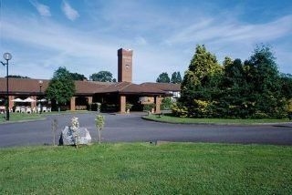 Best Western Parkway1