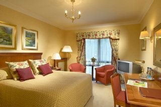 Best Western Parkway4