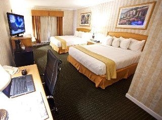 Quality Inn Victoria Downtown4