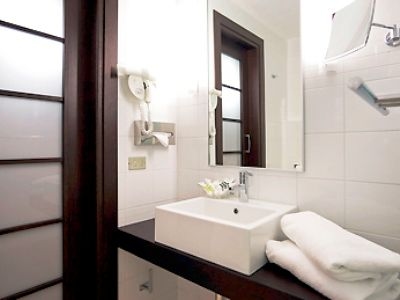 Mercure Angioino3