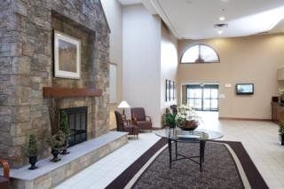 Travelodge Hotel Toronto Airport1