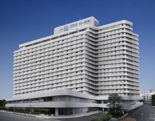 Hotel Plaza Osaka0