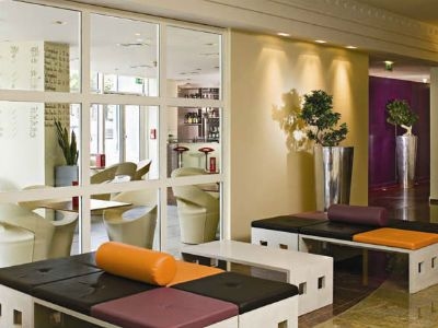 เมอร์เคียว ปารีส ลา เดฟองซ์ (Mercure Paris La Defense)3