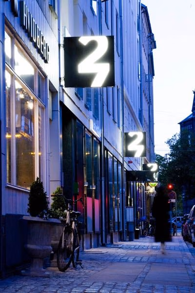 เฟิสท์โฮเต็ล ทเวนตี้เซเว่น (First Hotel Twentyseven)0