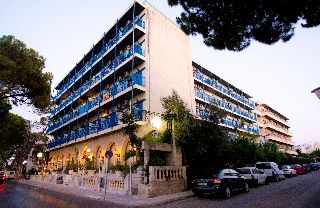 Oscar Hotel & Apartments1