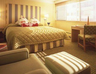 Pacific Palisades Hotel Vancouver3