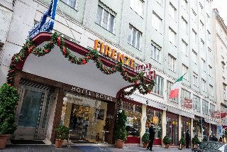 Hotel Royal0