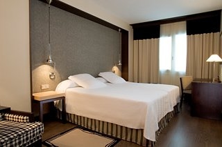 NH Sants Barcelona4